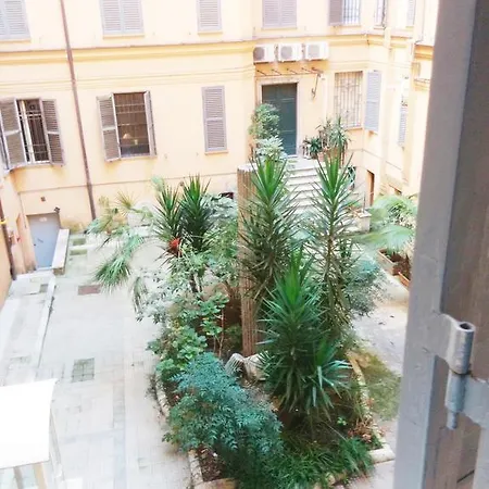 Ad Hoc Guest house 3*
