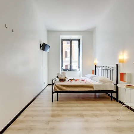 Ad Hoc بيت ضيافة روما